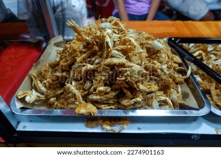 Street food fried baby crab. Food that everyone likes