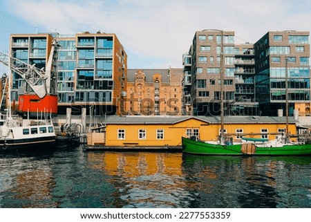 Cityscape of Sandtorhafen canal, Hamburg Speicherstadt and Hafencity