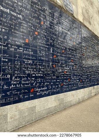 Wall of love, 311 times je 't aime ior I love you, n more than 250 languages located in Paris.