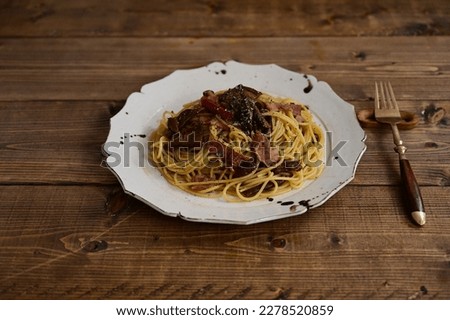 Porcini pasta in peperoncino style