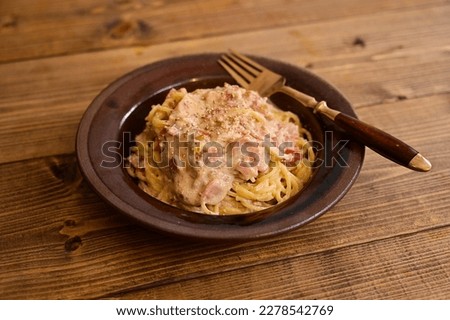 Spaghetti with soy milk and cod roe