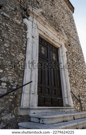 The church is located in the center of the village and dates back to the 14th century. it was restored in 1780, and dedicated to San Nicola di Bari in homage to Nicola d'Alena.
