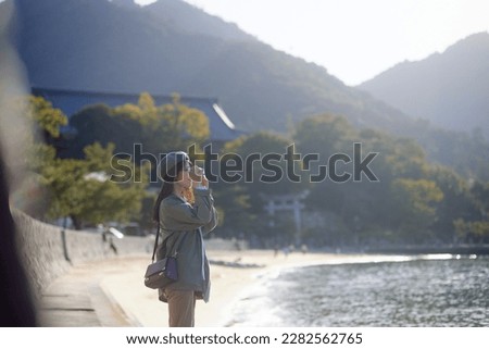 Japanese woman who enjoys traveling alone