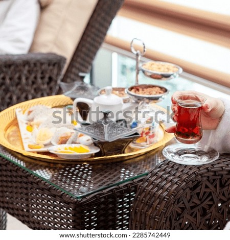 Tea photos for restaurant and cafe menu. Chay. Tea drink pictures. Teahouse photos. Hot tea for breakfast. cup and glass 