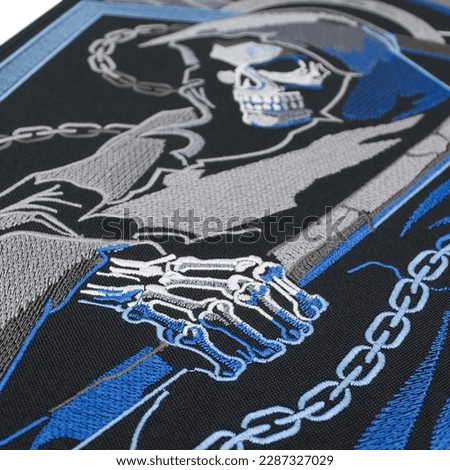 Embroidered patch depicting a skeleton, skull, death. Accessory for metalheads, punks, rockers, bikers, satanists, emo, street aggressive subcultures.