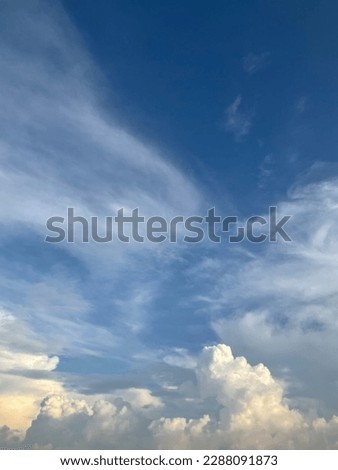 The shape and color of the clouds are very beautiful