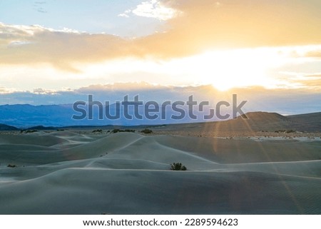 Sunny view of the beautiful Mesquite Flat Dunes at Stovepipe Wells, Death Valley National Park Royalty-Free Stock Photo #2289594623