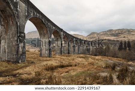 Glenfinnan Viaduct in West Highland Line in Glenfinnan in Schottland