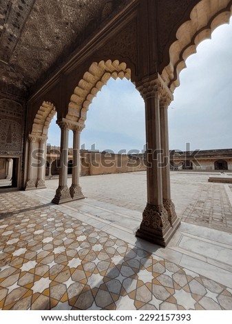 Picture inside of Shahi Qila Lahore | wide angle photo. 