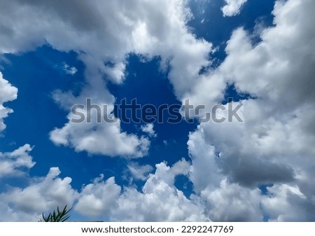 Scenic view of white clouds in blue sky, nature photography, natural scenery background