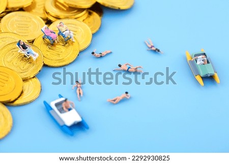 Miniature Creative Money Beach Rich Swimming Enjoyment