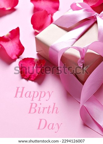 A classy happy birth card to wish your love ones on their special day.