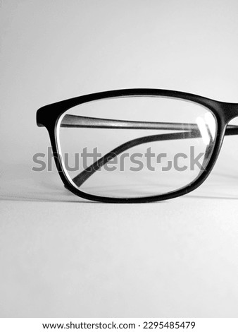Black eye glasses ready with white background ready to used.
