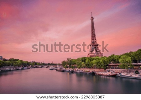 the Eiffel tower at sunset