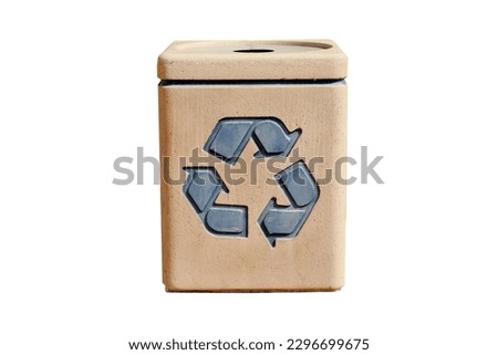 Recycle Bin. Trash Can. Garbage Can. Recycle container. Ecology concept. recycle bin icon. Save the earth. Do not litter. Recycle today. Waste management. garbage bin to save the world. Isolated. 