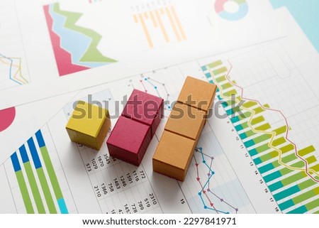 Image pictures of business data, strategies, and analysis.