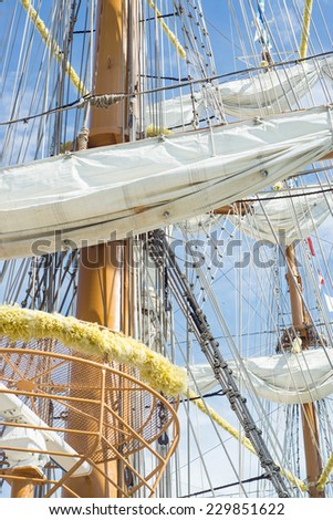 Vintage sailboat rigging 2