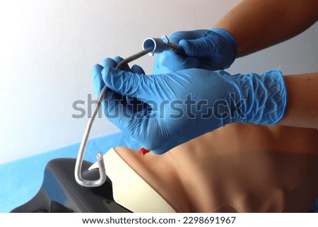 ENDOTRACHEAL-TUBE-STYLET Stock Photos and Images - Avopix.com