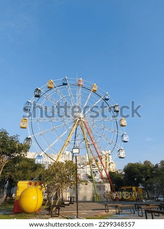 childhood memory is to ride the Ferris wheel