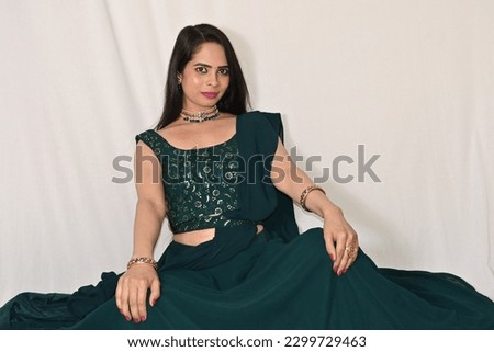 Indian Girl Traditional Dress Picture