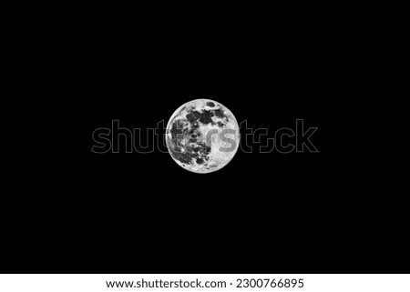 The picture shows the super moon (full moon) over the city of Bottrop in North Rhine-Westphalia with a clear night sky.