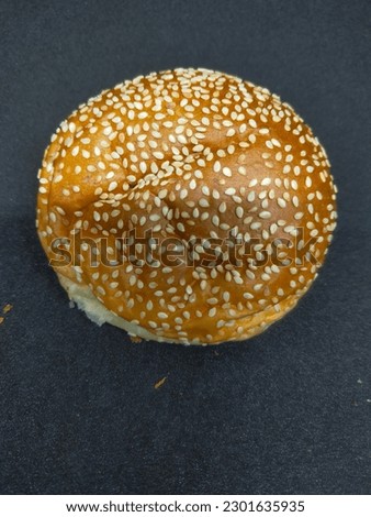 The burger bun bread, a culinary cornerstone of the iconic burger, is a marvel of simplicity and versatility.