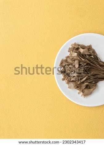 boiled dried flowers (Dolichandrone Spathacea or Mangrove Trumpet Flower ) for recipe