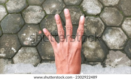 4 hand gesture, four fingers hand