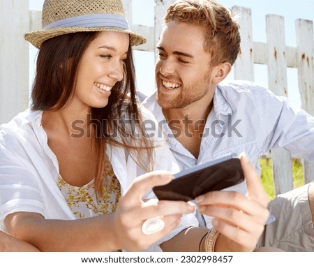 Happy couple, bonding or smartphone in travel location, holiday vacation or Italy destination break. Smile, man or woman on mobile photography technology for social media, profile picture or vlogging