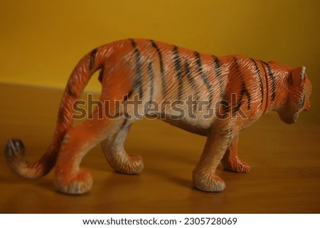 Cool onepair liontigerwolf miniature boy toy