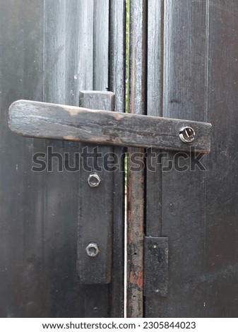 door, brown door, wooden door 