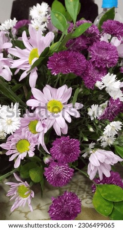 bouquet of colorful flowers with roses and daisies
