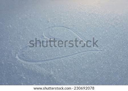 heart painted on the snow