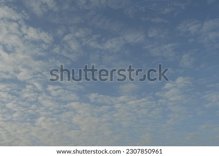 Daytime blue sky. Raw-Jpeg, raw file.