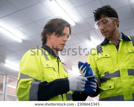 Male man staff labor uniform safety glove glasses factory engineer manufacturing industry technology room speak talk discussion teamwork group manager supervisor construction professional foreman 