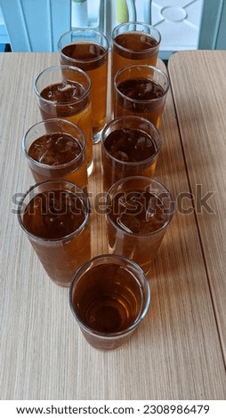 Ice tea in the glasses picture on top view.