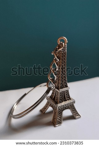 Mini Eiffel tower key souvenir chain from Paris 