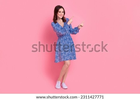 Full length photo of gorgeous lady wear trendy clothes two arm direct empty space offer special deal isolated on pink color background