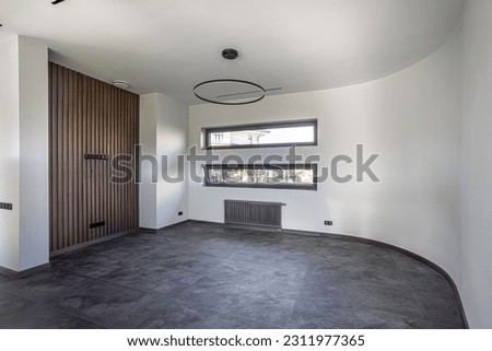empty room without furniture with rounded corner
