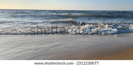 Sea water waves focused view