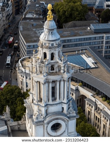 St Paul's Cathedral details and aerial view