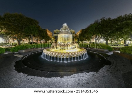 Pineapple Fountain a focal point of the Charleston Waterfront Park in South Carolina. Royalty-Free Stock Photo #2314851545