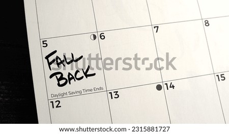 Calendar reminder to fall back - or set the clocks back an hour - at the end of Daylight Saving Time on November 5, 2023                                Royalty-Free Stock Photo #2315881727