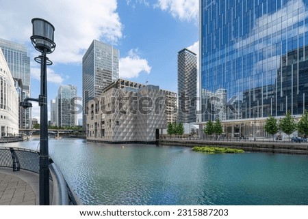 Middle Dock in Canary Wharf on Londons docklands Royalty-Free Stock Photo #2315887203