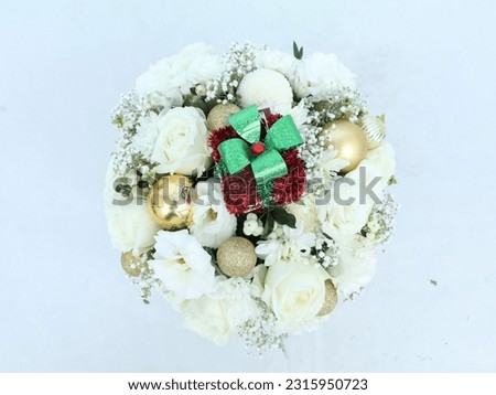 Beautiful flowers made into round bouquets can be made as gifts. arranged in a white scene