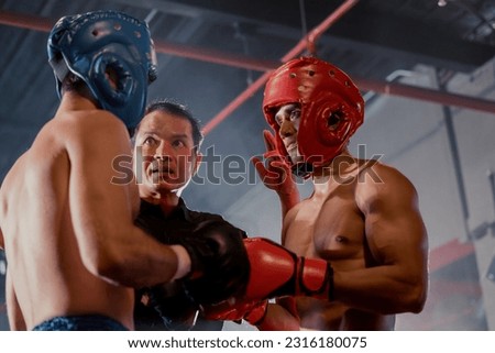 The referee's role in a boxing match is to enforce rules during each round, advice fighters before the competition begins. Determining when a boxer's health is at risk. Signaling when a round is over