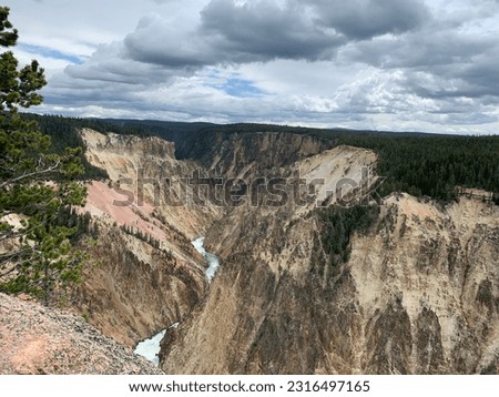 Picture of the Grand Canyon of Yellowstone
