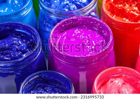 
purple ink for print tee shirt. 
purple ink is a popular choice for printing on t-shirts due to its vibrant color 
and durability. It is also able to hold up to multiple washings without fading.