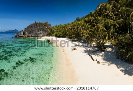 Papaya beach is located right next to Seven commandos beach, near El Nido, Palawan, Philippines.	
