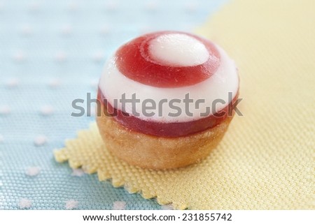 Picture of a cute baked sweet 